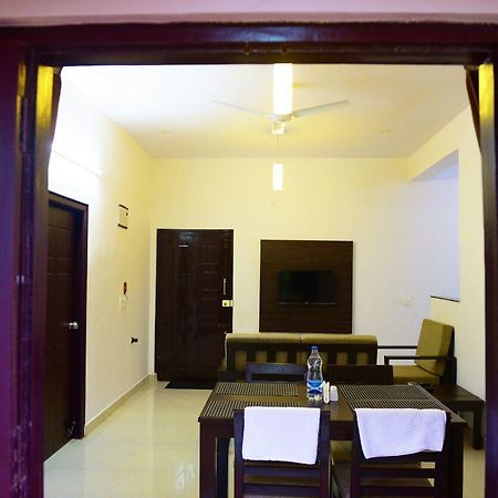 Varsha Enclave- Trinity House Aparthotel Mysore Exterior photo